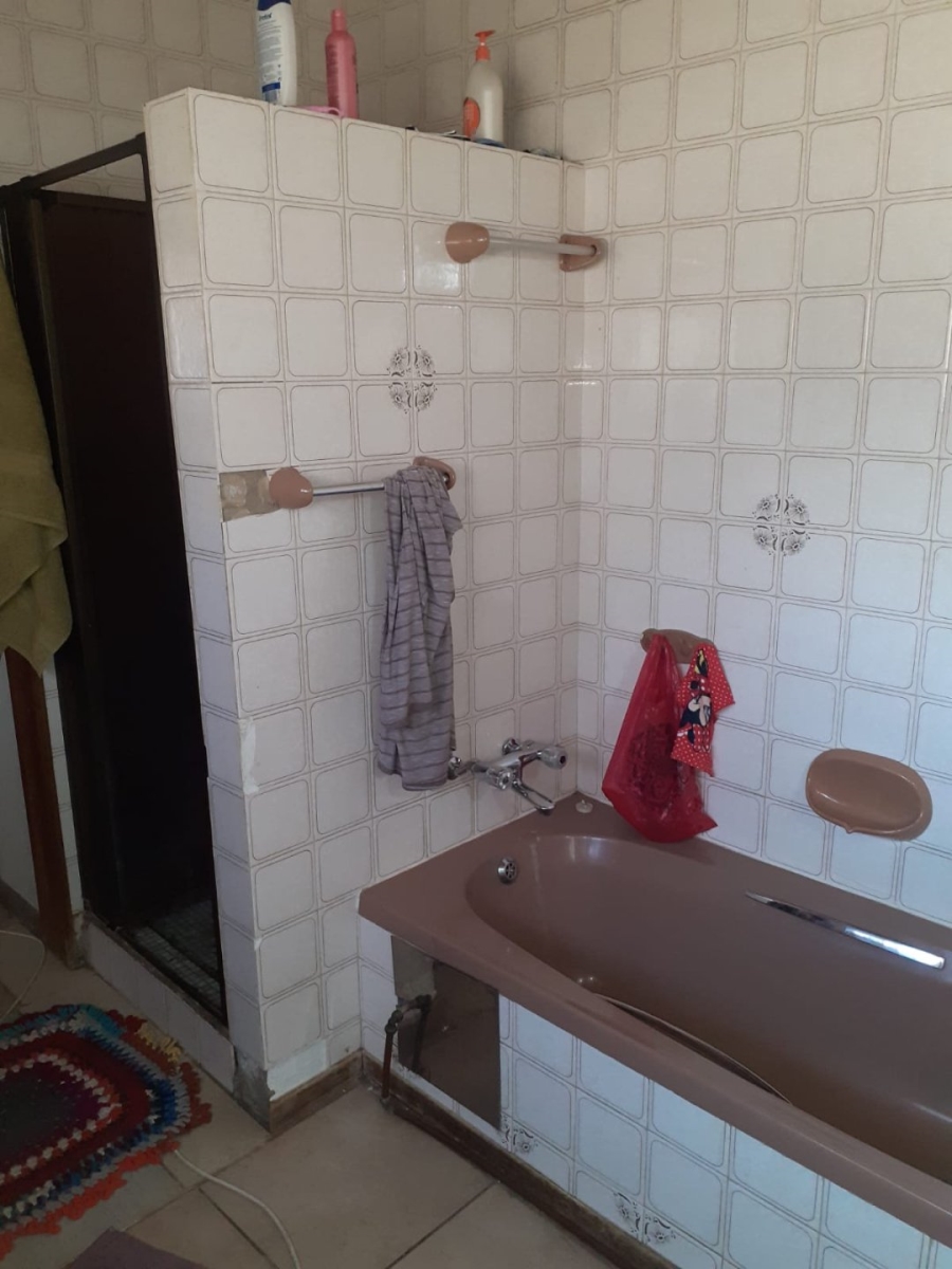 4 Bedroom Property for Sale in Bloemhof North West